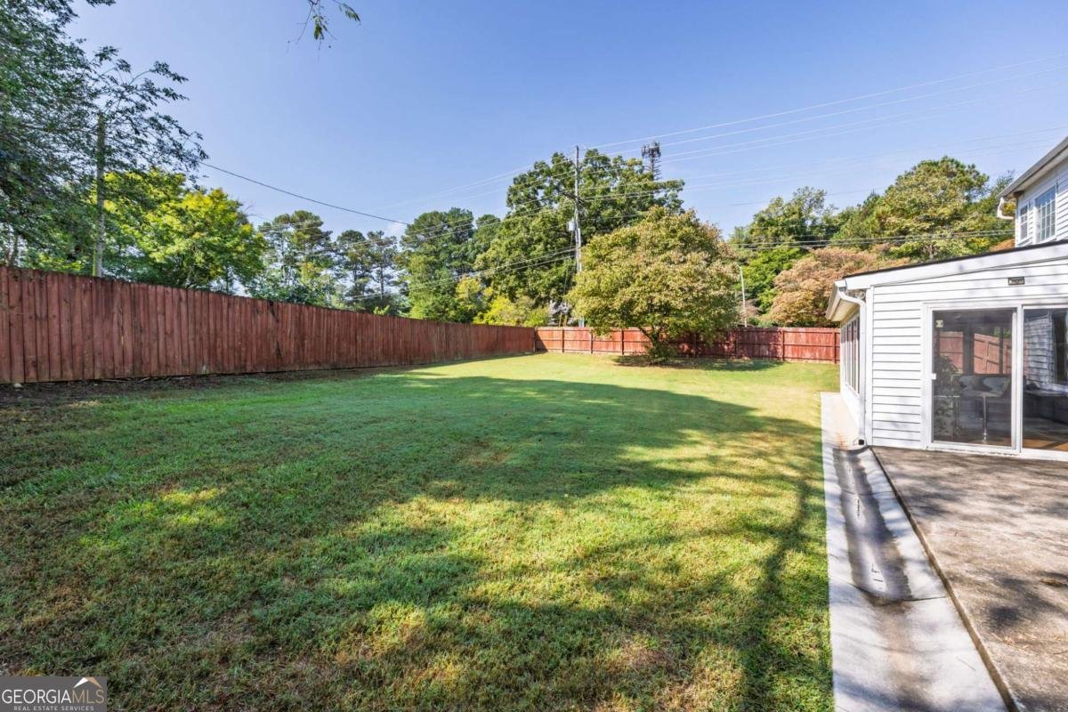 100 Eagle Glen Drive Woodstock - 25