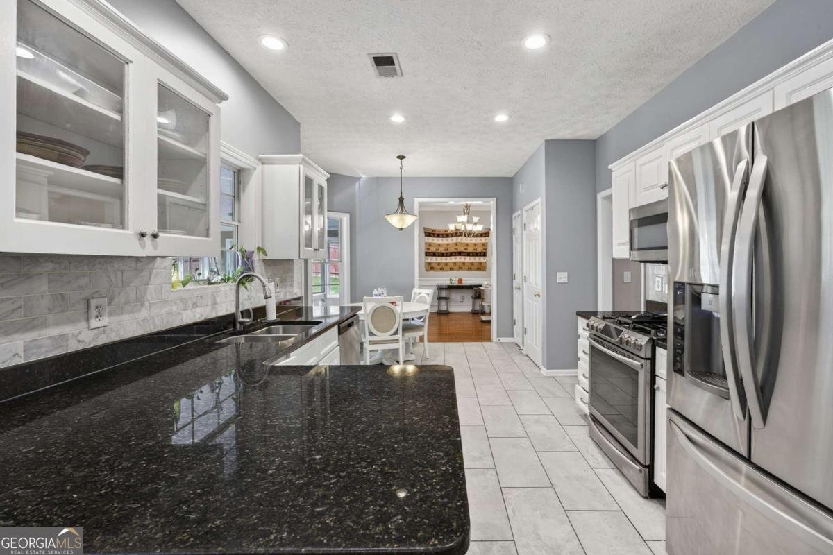 100 Eagle Glen Drive Woodstock - 9