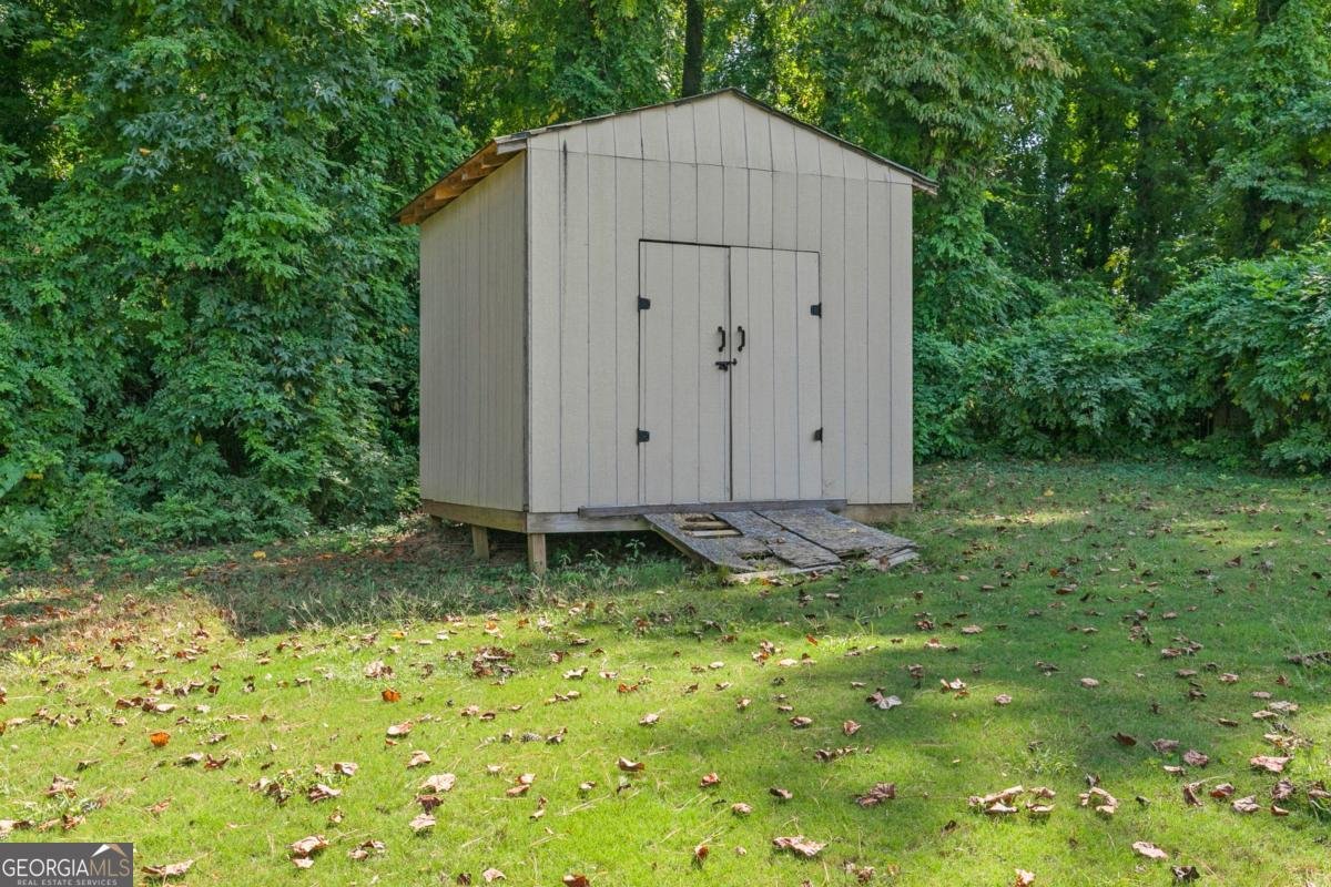 2095 Sparrowhawk Court Austell - 39