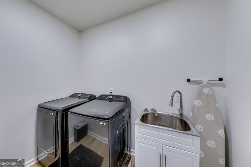 384 Rosen Strasse Helen - 17