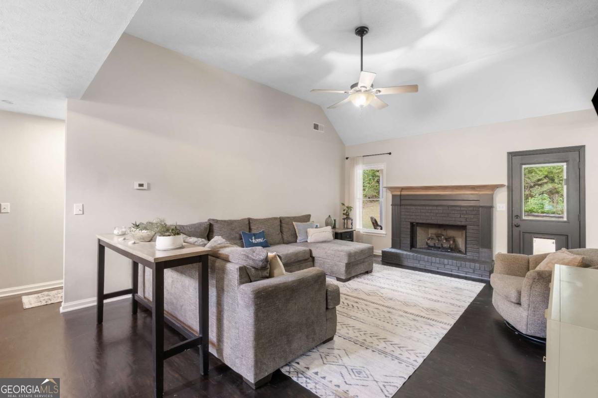 233 Ivy Creek Drive Loganville - 9