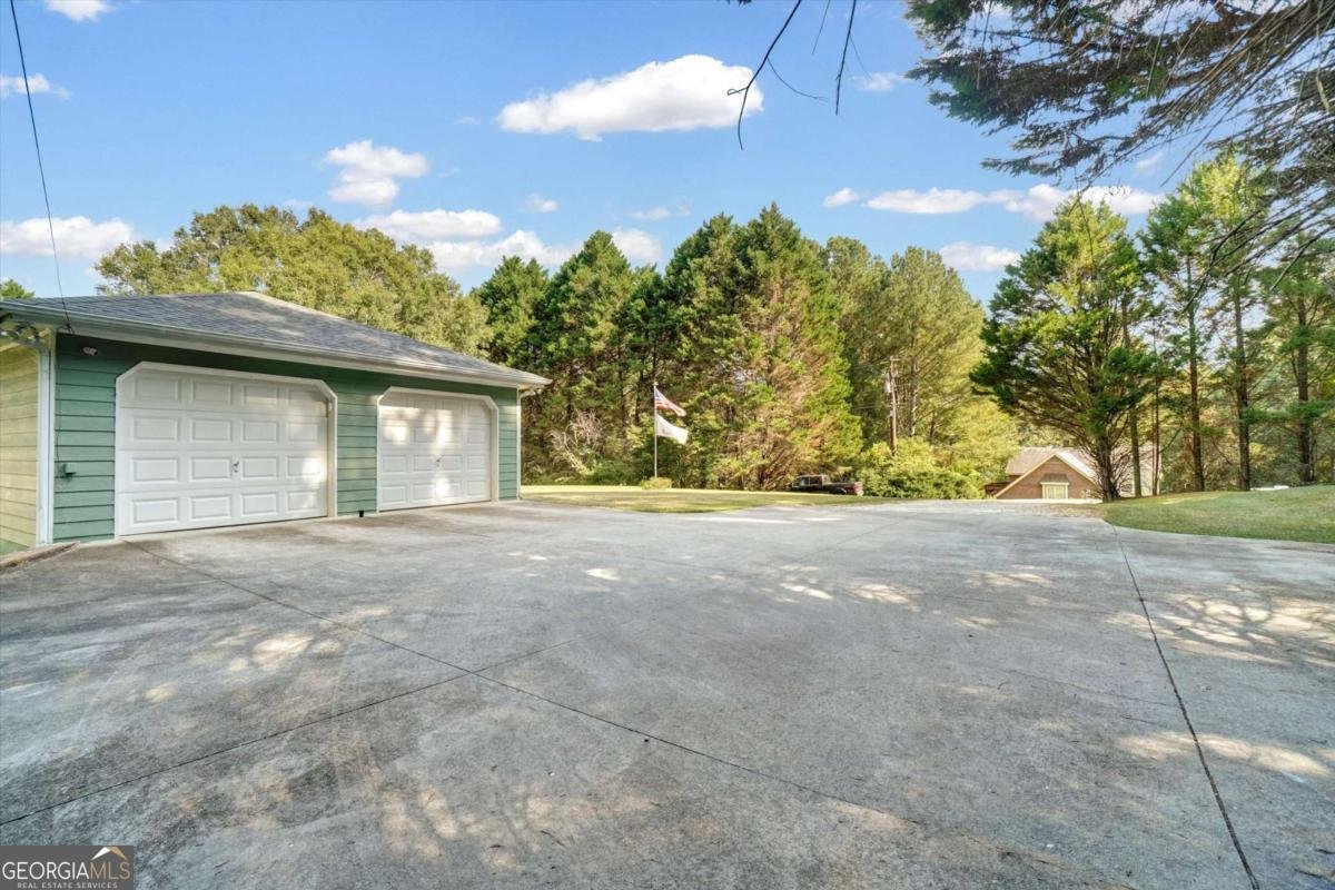 2681 Round Ridge Road Loganville - 3