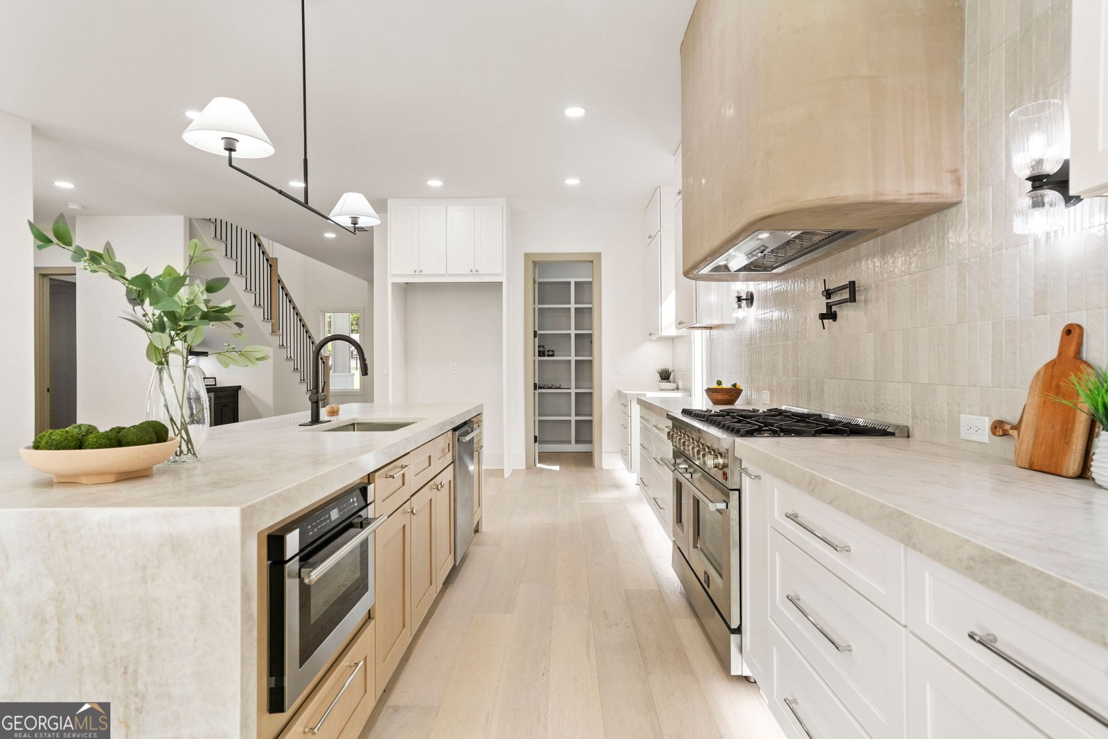 210 Simonton Road Lawrenceville - 44