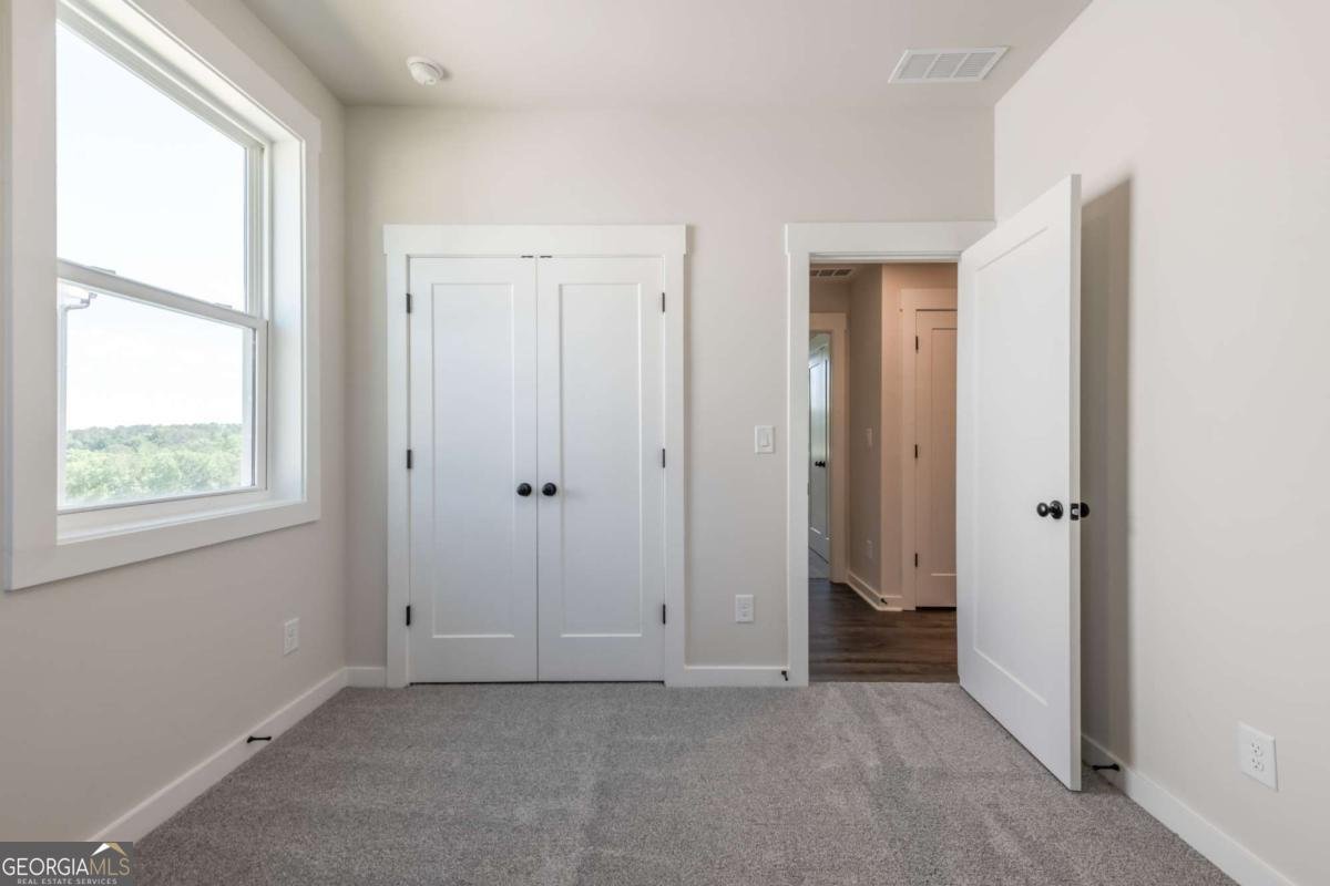 160 Henley Street Canton - 17