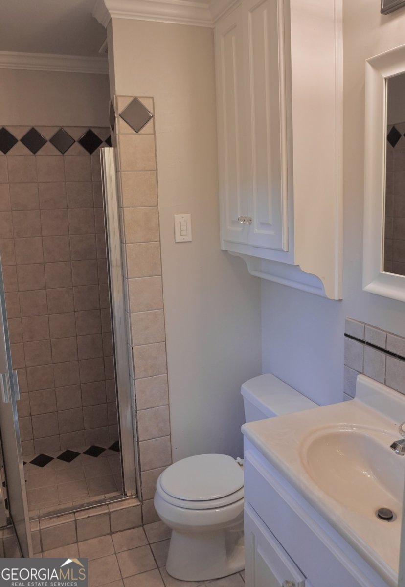 2260 Skyline Drive Gainesville - 24