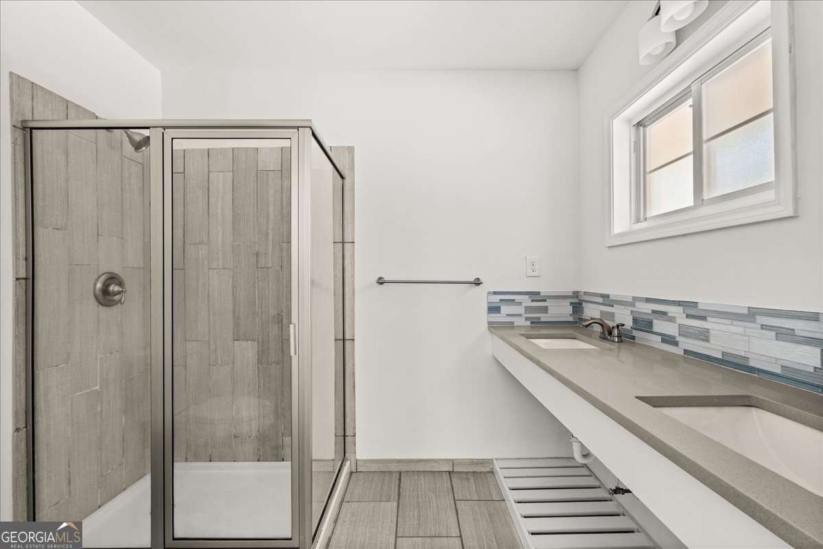 2410 Rugby Avenue Atlanta - 23