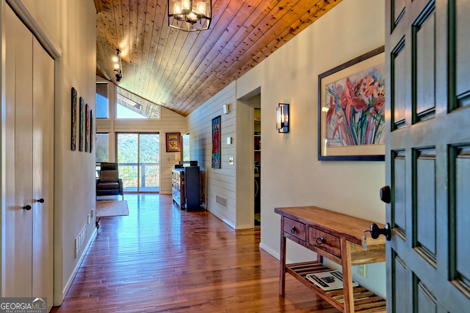 9406 Bridge Creek Road Tiger - 1