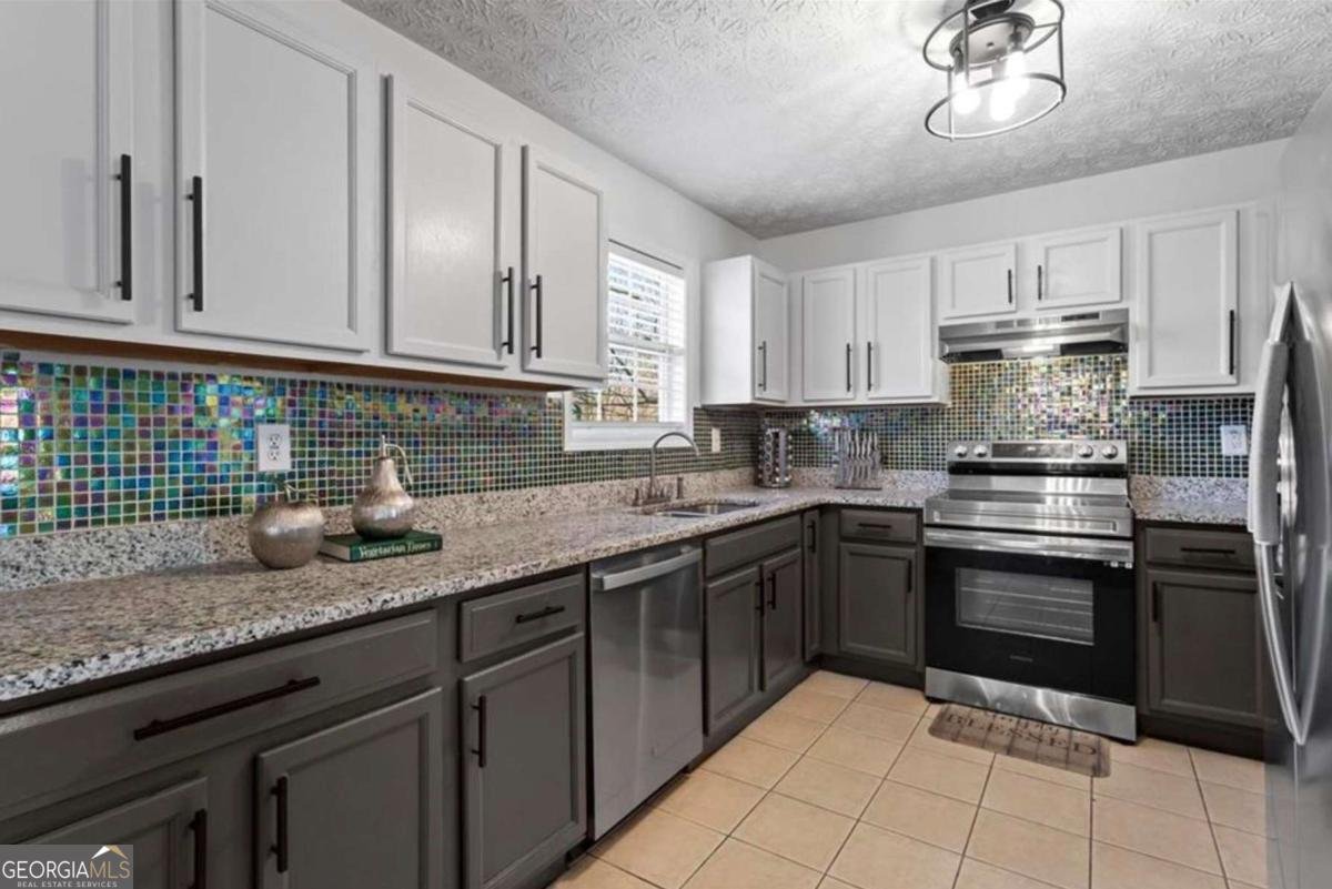 392 Fourth Street Forest Park - 8