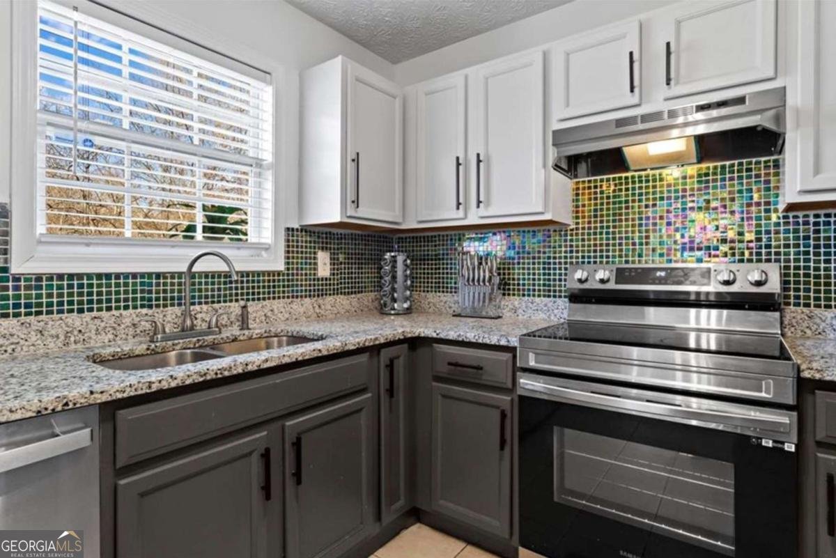 392 Fourth Street Forest Park - 9