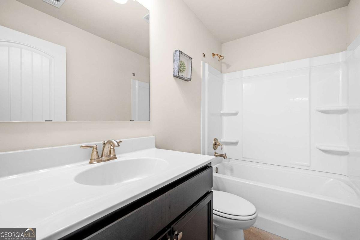 4309 Mantova Drive Buford - 17