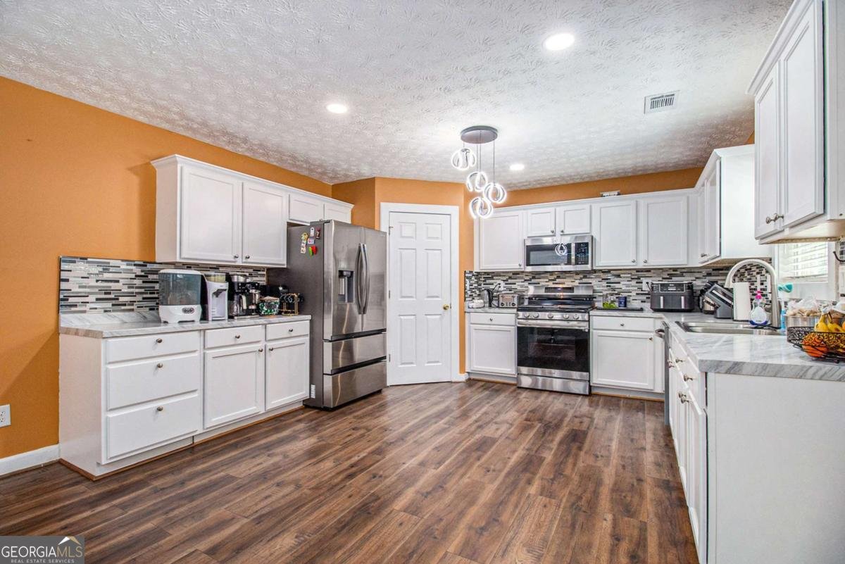 630 Wynpoint Place Stone Mountain - 14