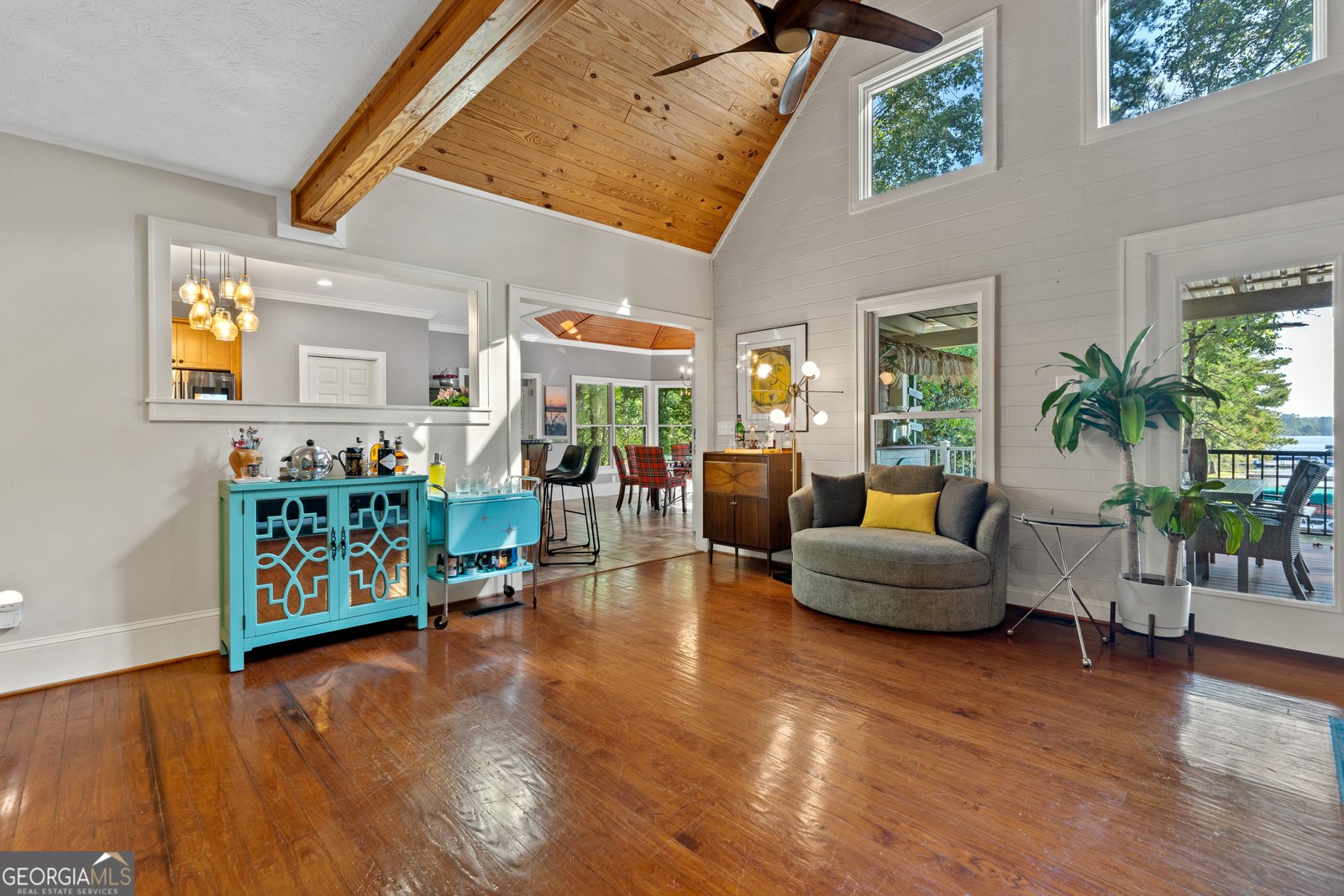 1250 Cherokee Trail White Plains - 45