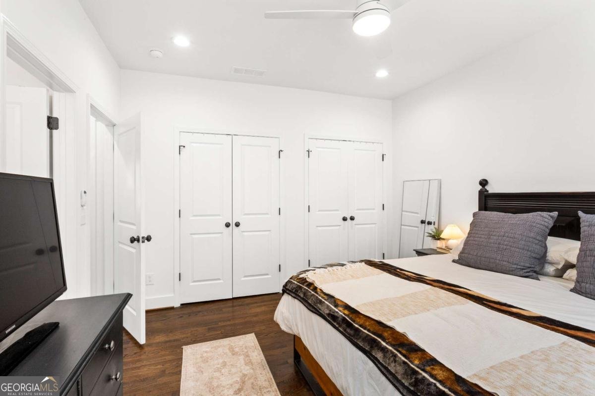 1152 Oakland Drive Atlanta - 24