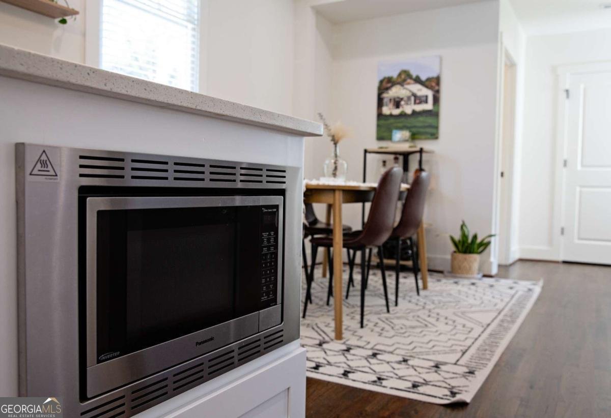 1152 Oakland Drive Atlanta - 46