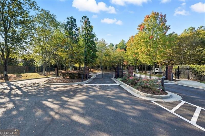 2001 WOODLAND Lane Alpharetta - 26