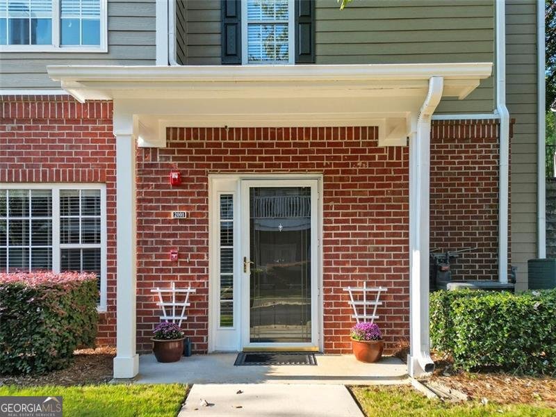 2001 WOODLAND Lane Alpharetta - 3