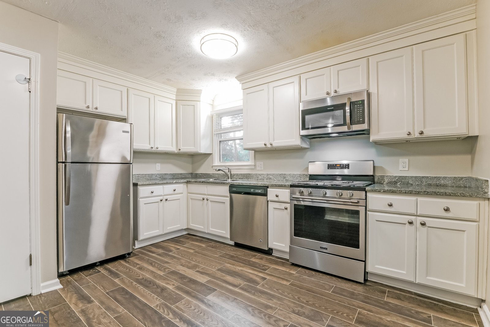 916 Betty Court Conyers - 3