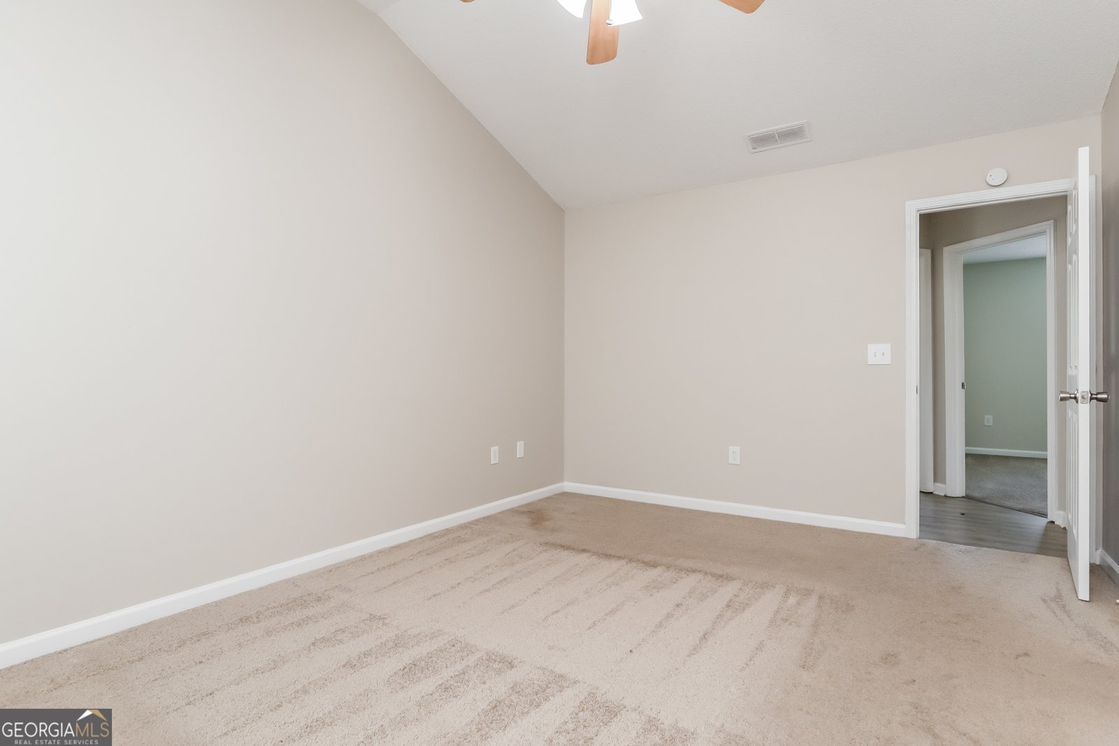 830 Lincoln Square Locust Grove - 10