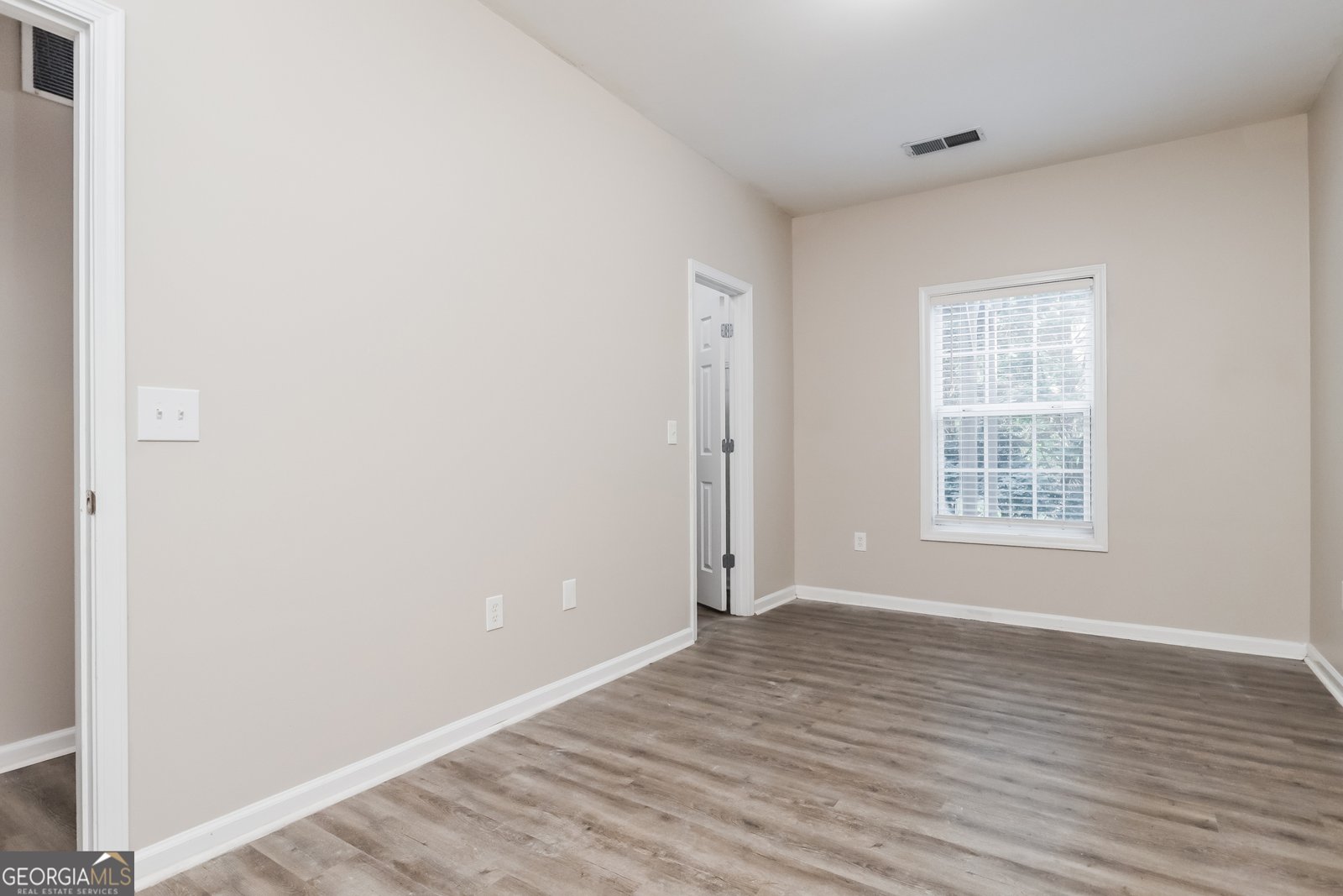 830 Lincoln Square Locust Grove - 14