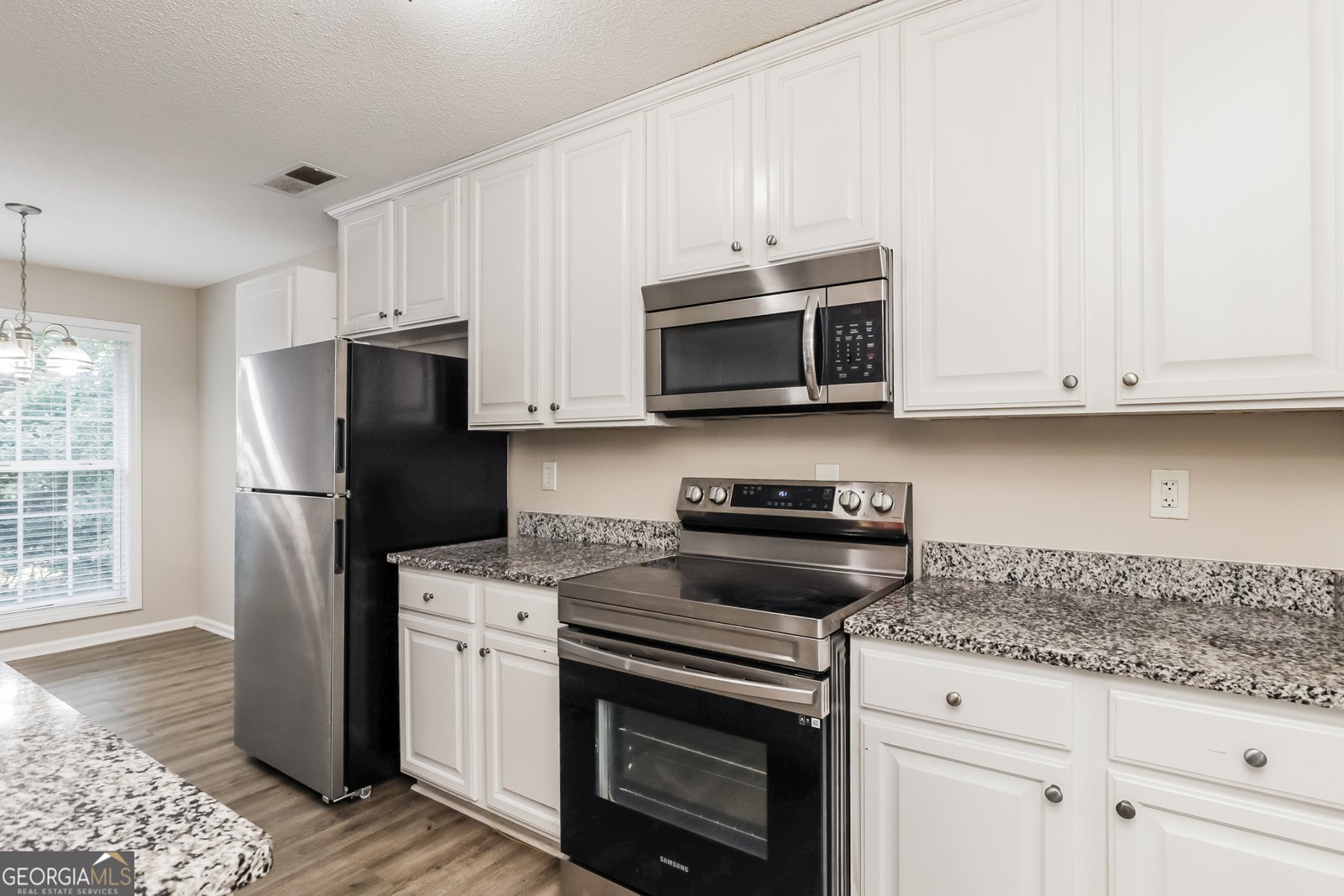 830 Lincoln Square Locust Grove - 7