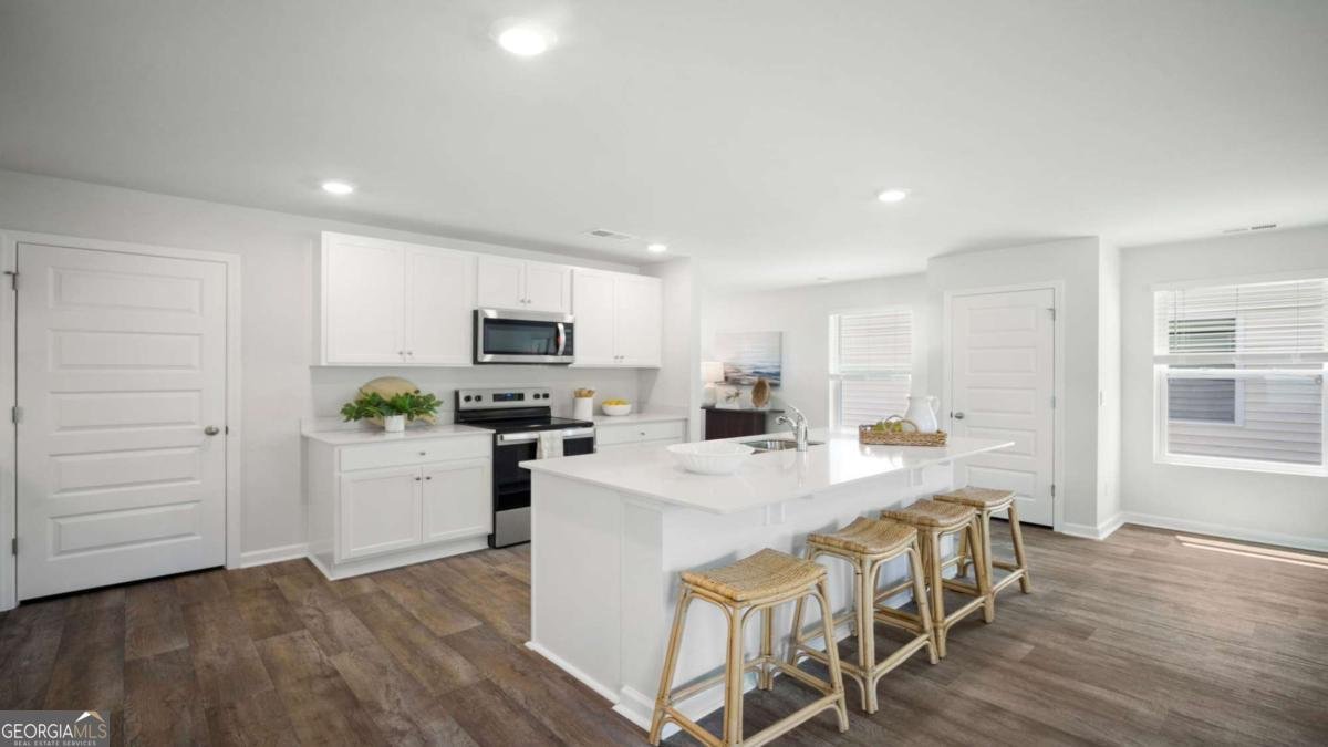 1026 Lakes Boulevard Brunswick - 12