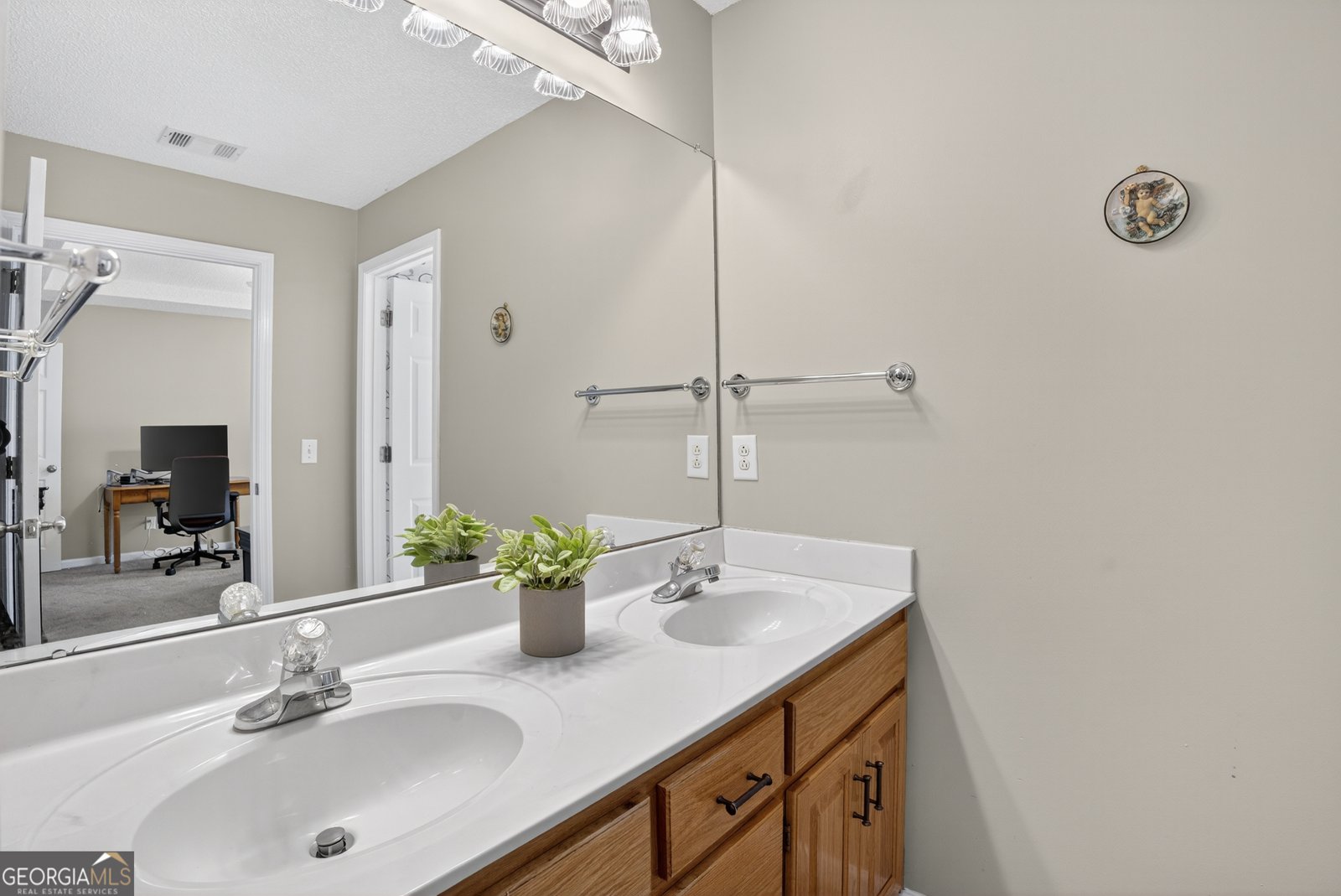 261 Amanda Drive Macon - 26