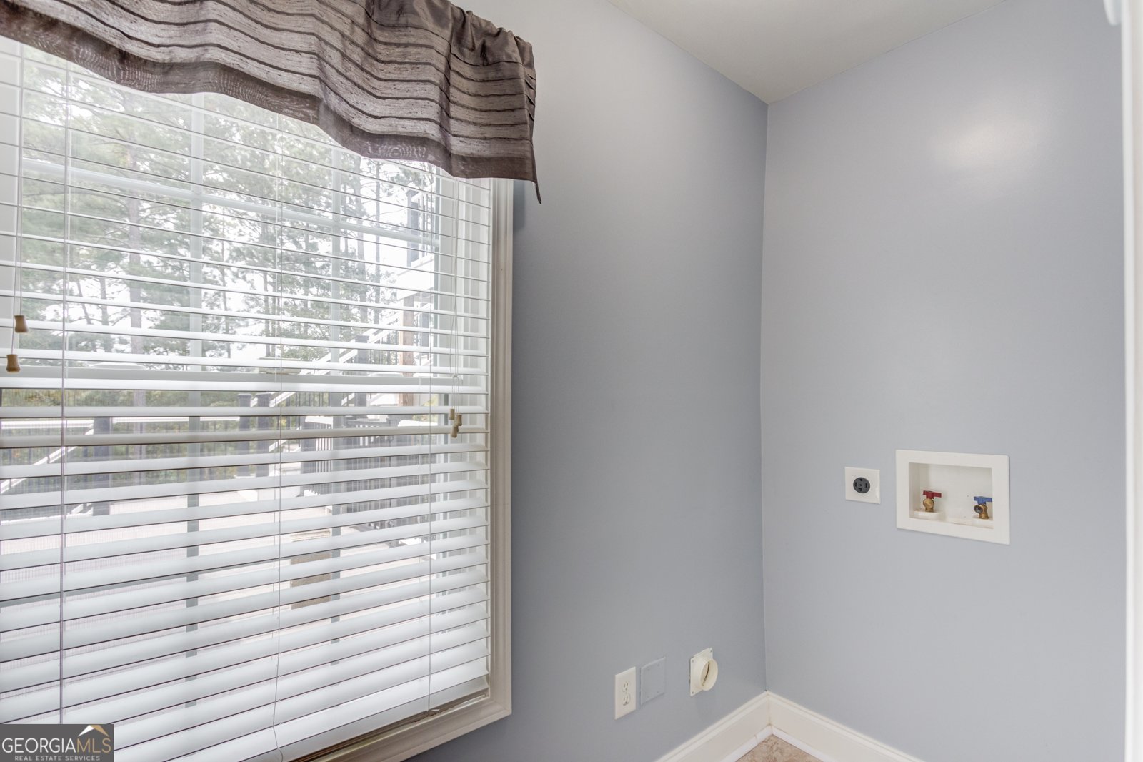 1670 Leigh Meadow Drive Dacula - 50