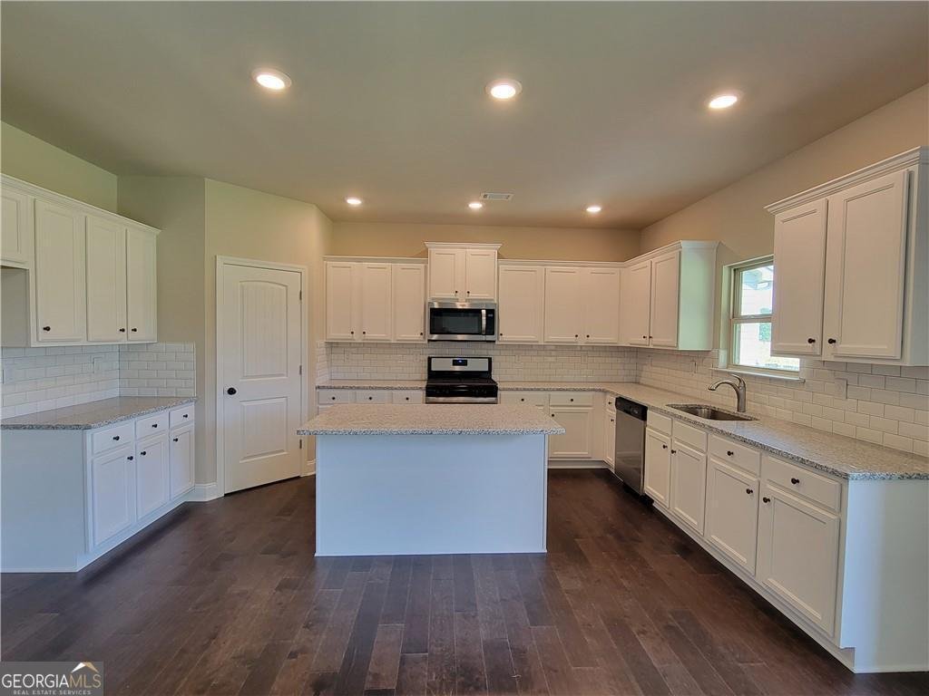 996 Lakeview Oaks Court Grayson - 12