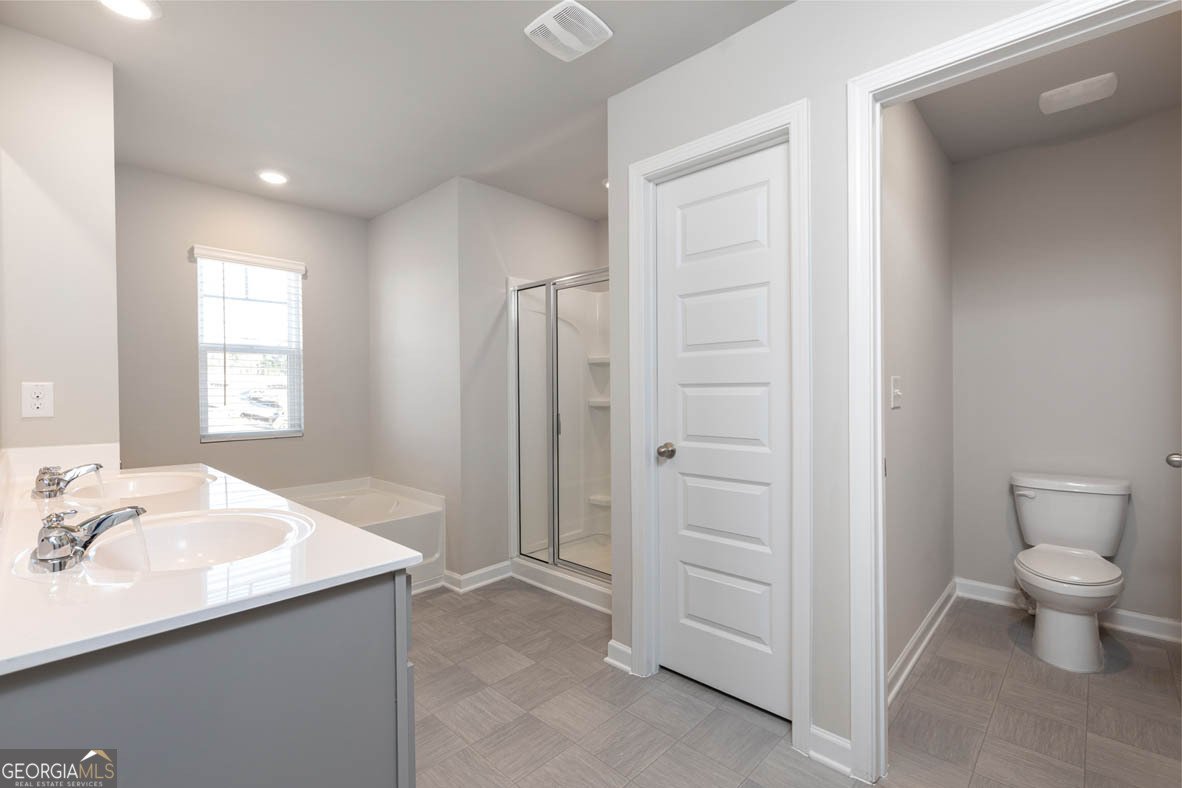 190 Aster Avenue Locust Grove - 11