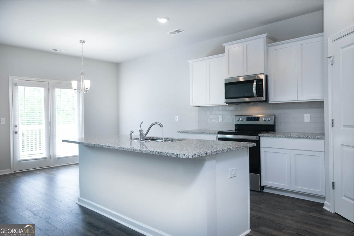 190 Aster Avenue Locust Grove - 4