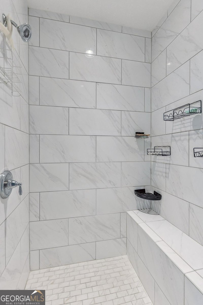 213 Belmont Circle Brunswick - 18