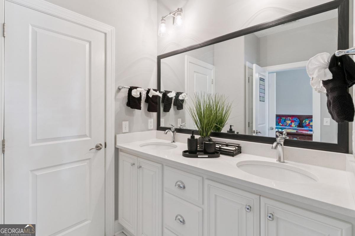 213 Belmont Circle Brunswick - 22