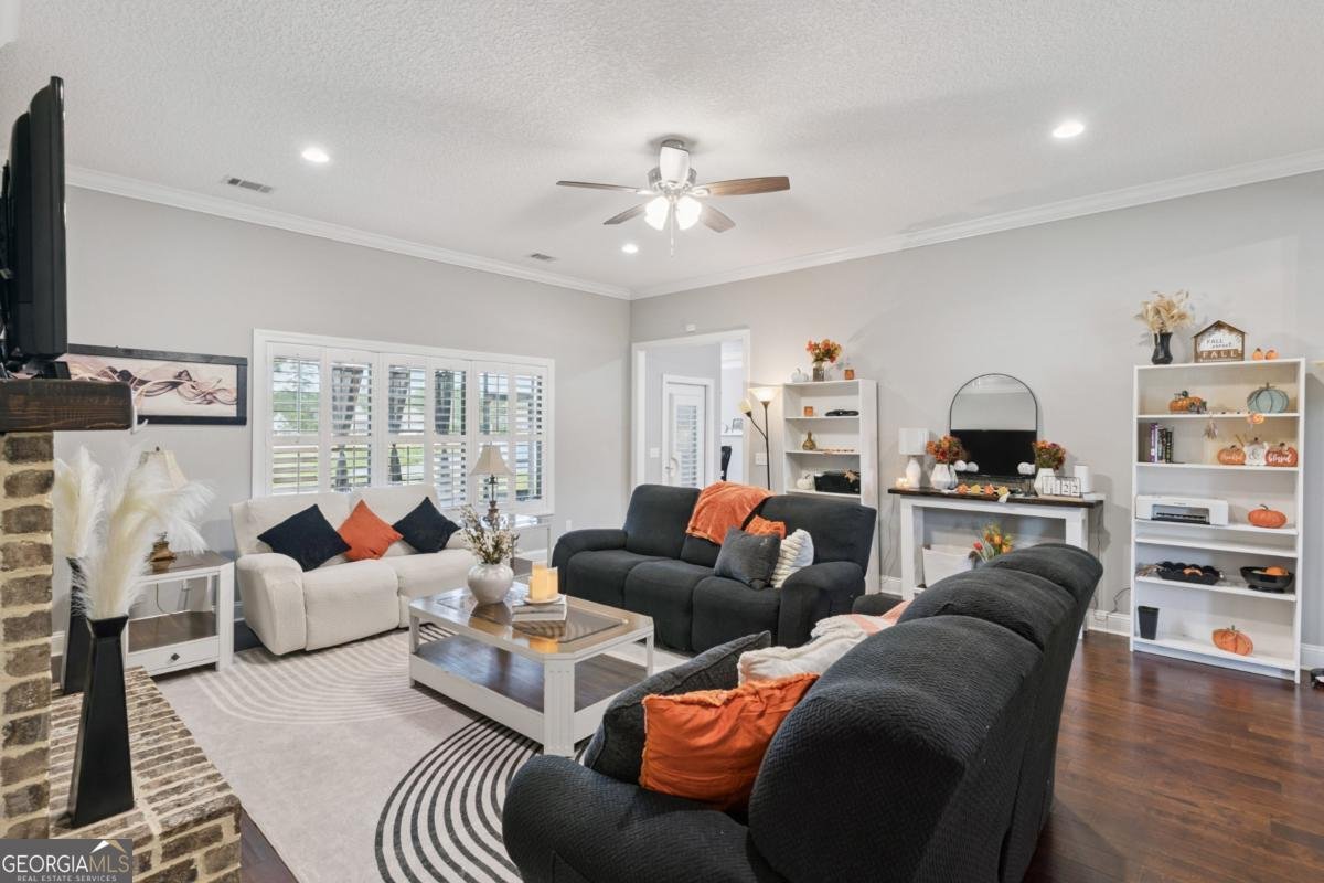 213 Belmont Circle Brunswick - 4