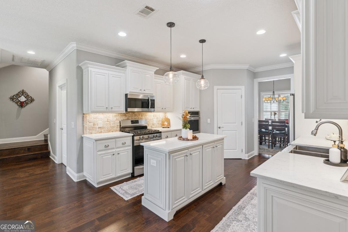 213 Belmont Circle Brunswick - 7