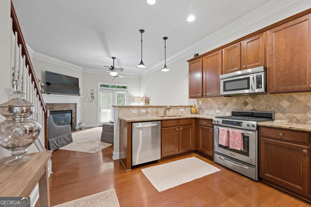 2044 Cobblestone Circle Brookhaven - 7