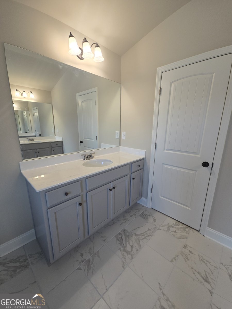 1107 Kingston Hill Drive Loganville - 29