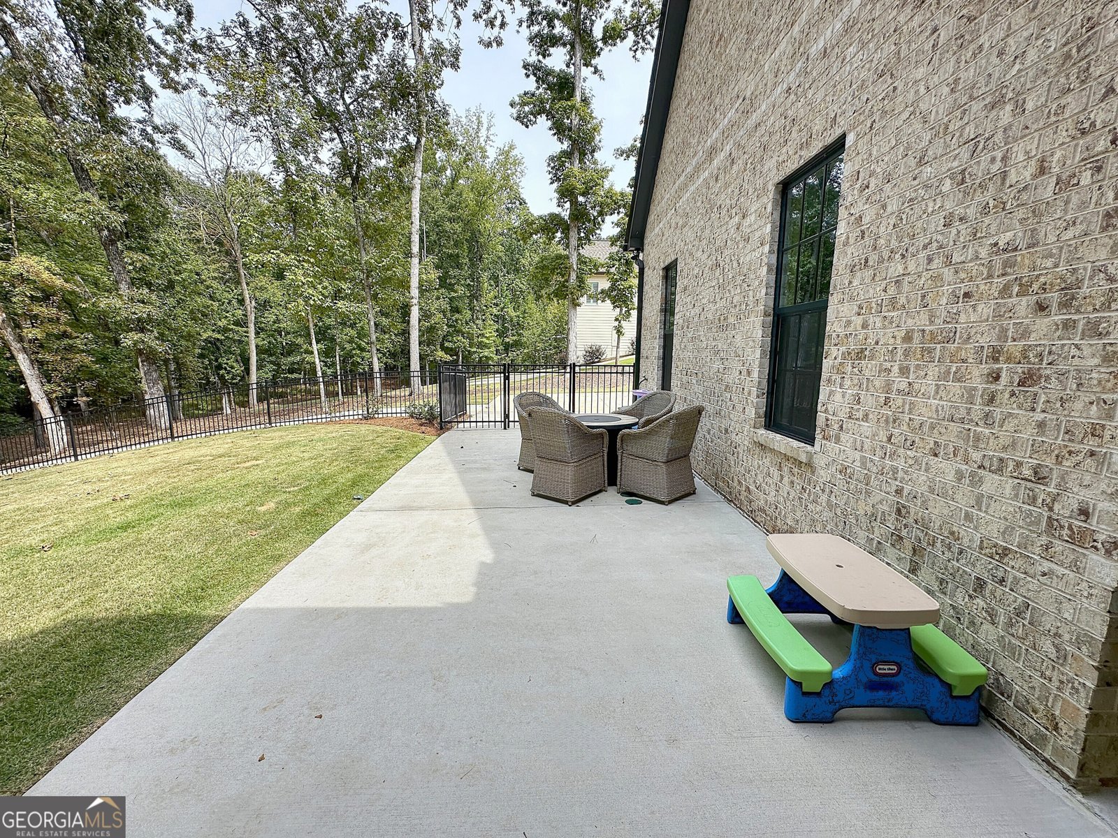 354 Willow Pointe Drive LaGrange - 46