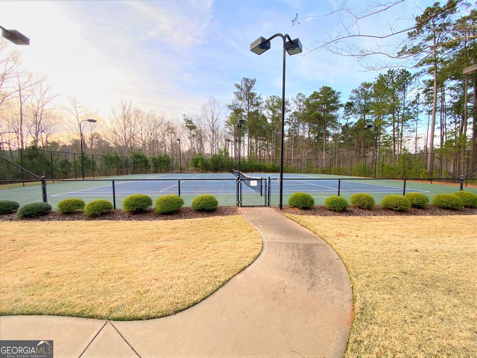 354 Willow Pointe Drive LaGrange - 55