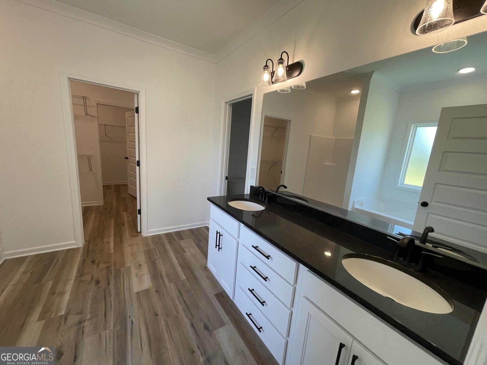 832 JACKSON Drive Thomaston - 23