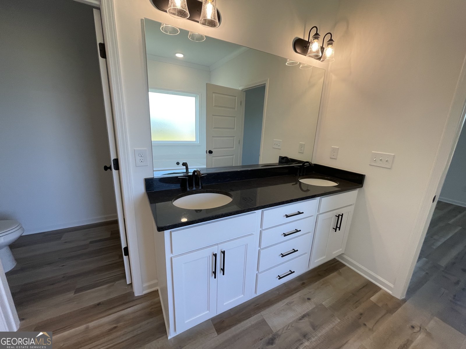 832 JACKSON Drive Thomaston - 26