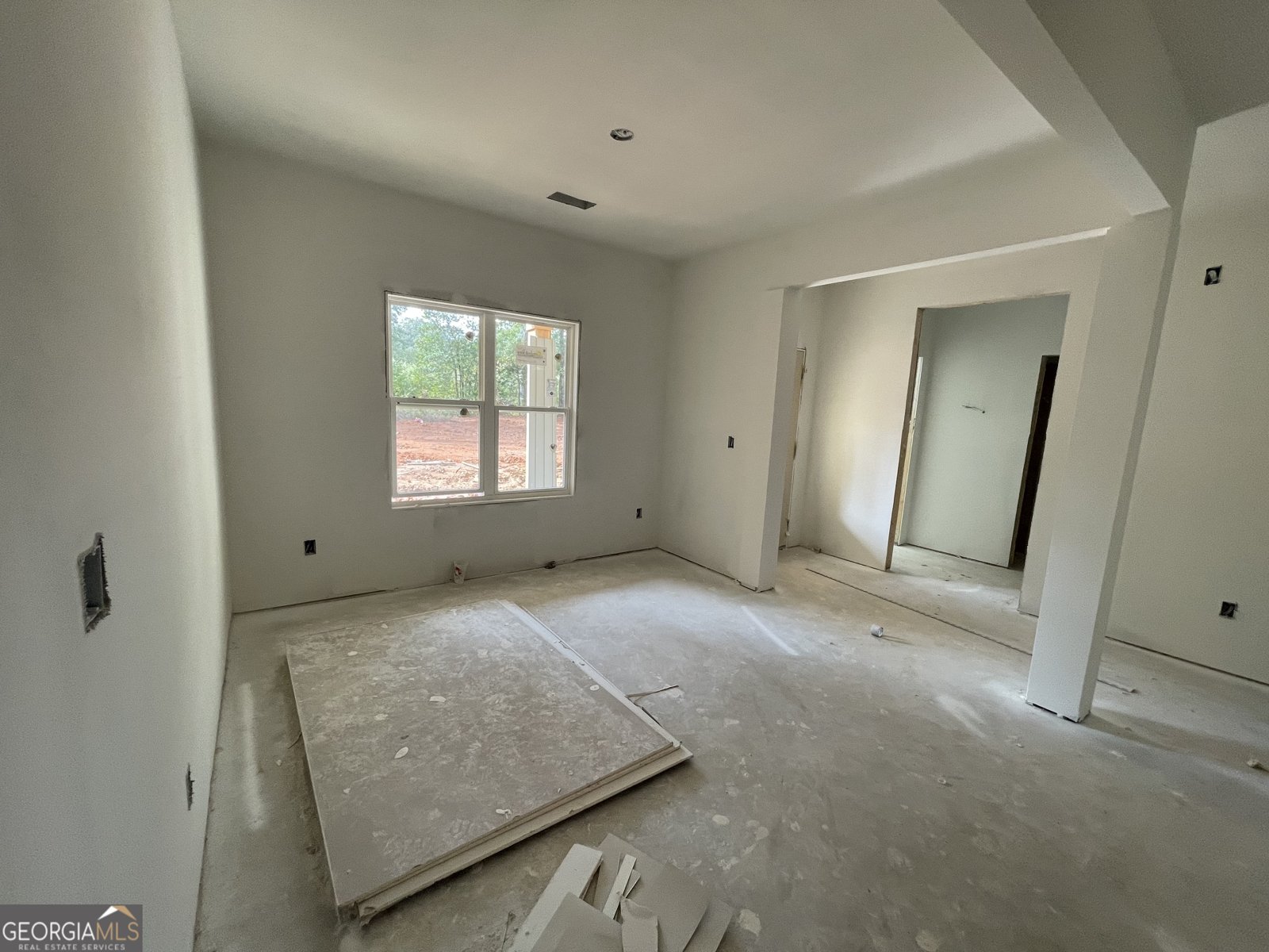 832 JACKSON Drive Thomaston - 40