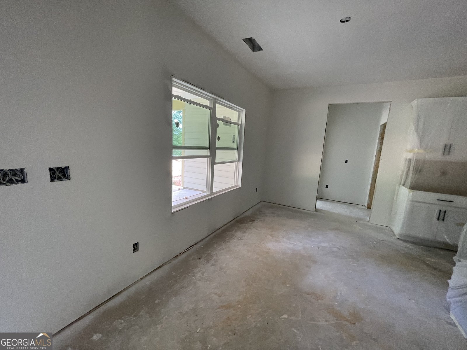 832 JACKSON Drive Thomaston - 48