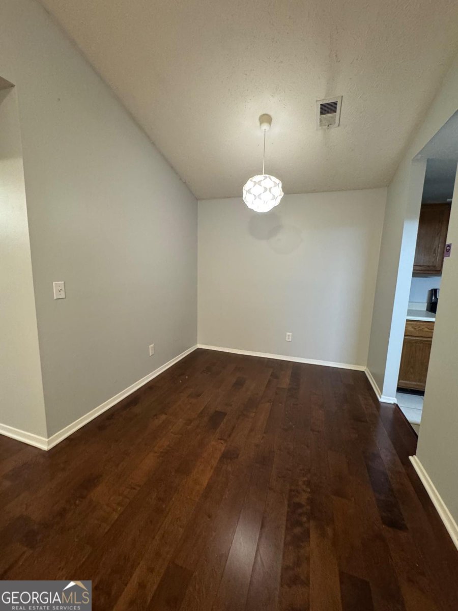 528 Warm Springs Circle Roswell - 11
