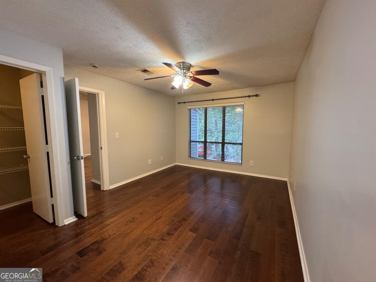 528 Warm Springs Circle Roswell - 18