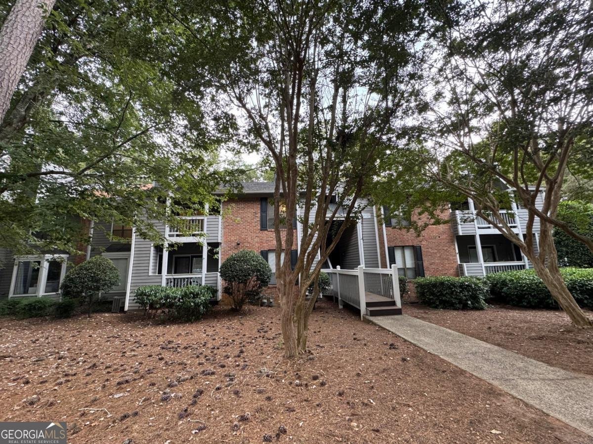 528 Warm Springs Circle Roswell - 23