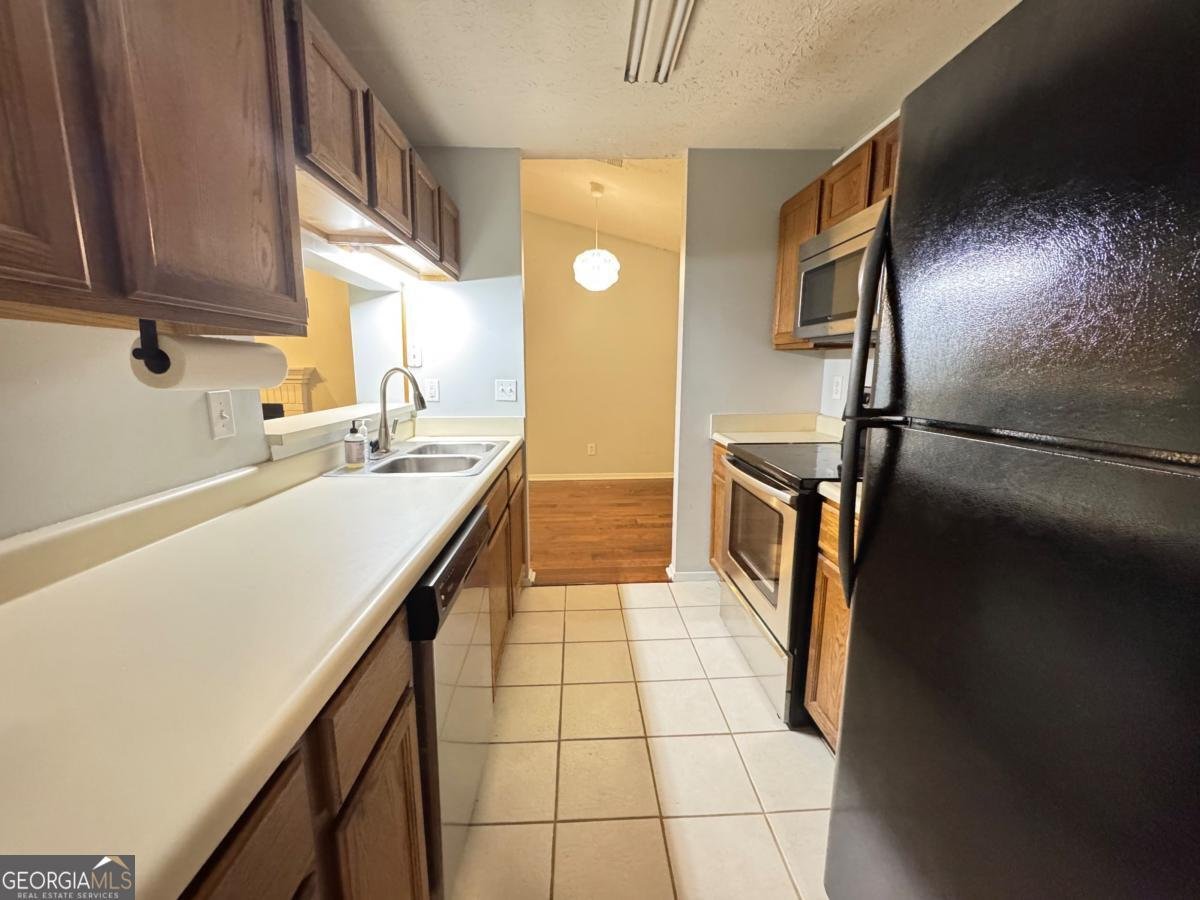 528 Warm Springs Circle Roswell - 6
