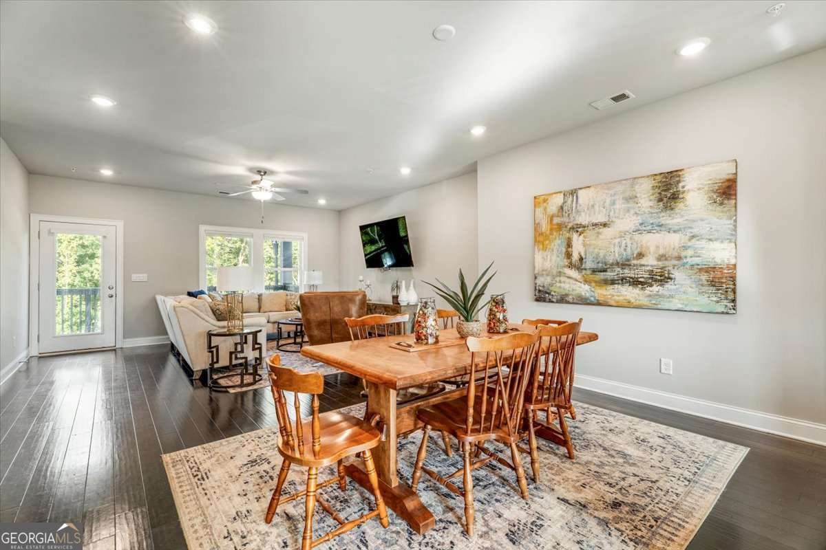 308 Lincoln Street Woodstock - 15