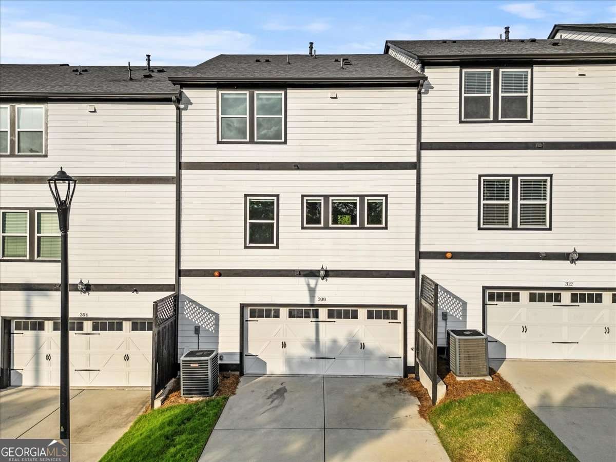 308 Lincoln Street Woodstock - 6