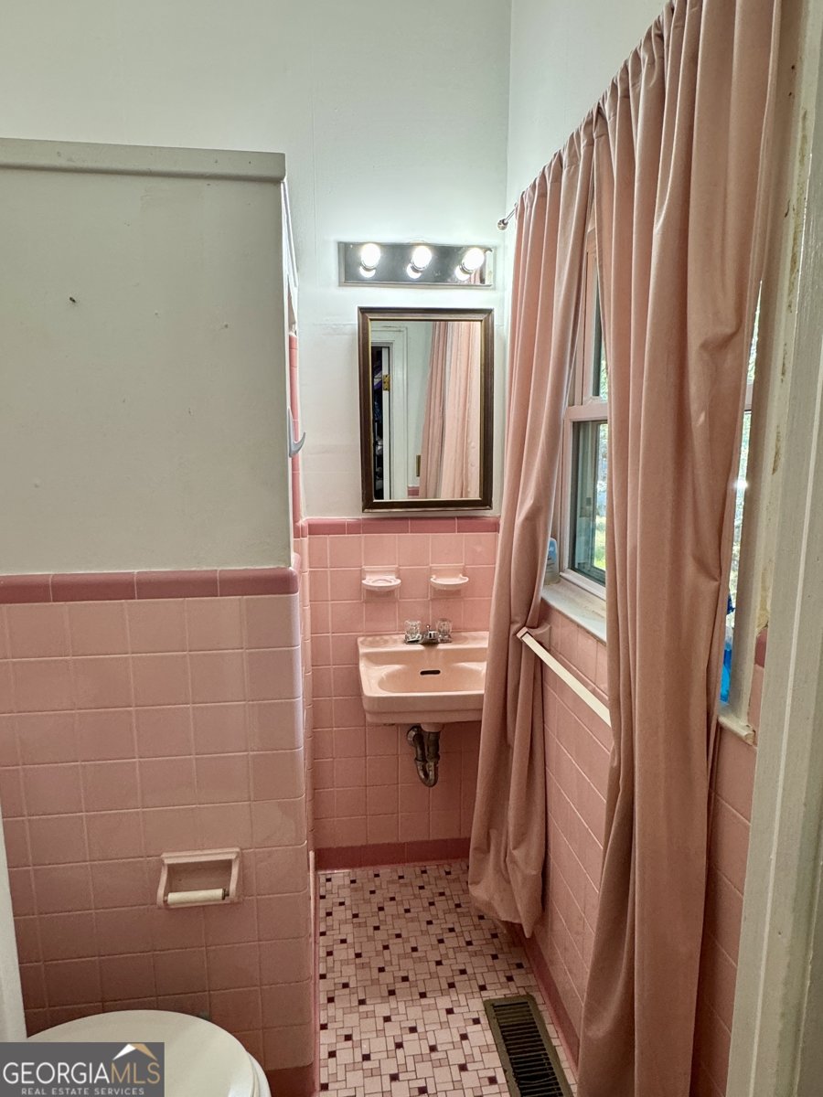 572 Pierce Drive Macon - 7