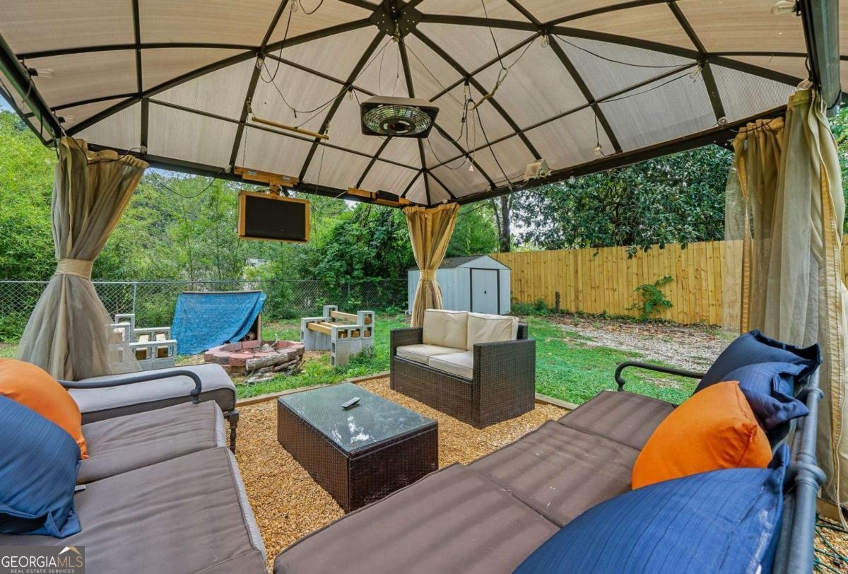 2490 Barge Road Atlanta - 27